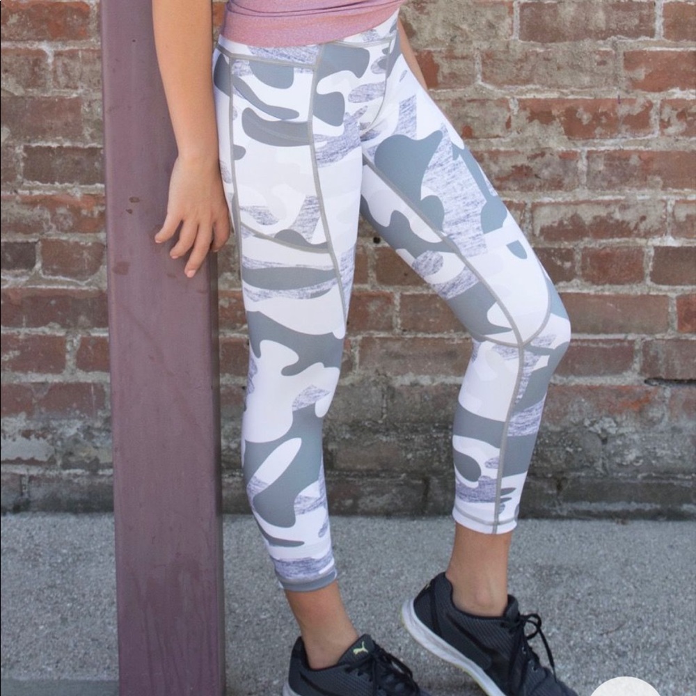 Zyia light and tight pocket leggings.
